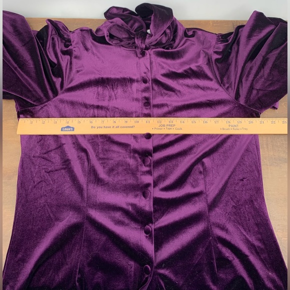 Unique Vintage Gwen Blouse Dark Purple Velvet Size XL NWT - Picture 5 of 13